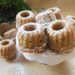 Mohn-Zitronencupcakes mit Heidelbeermilchcreme